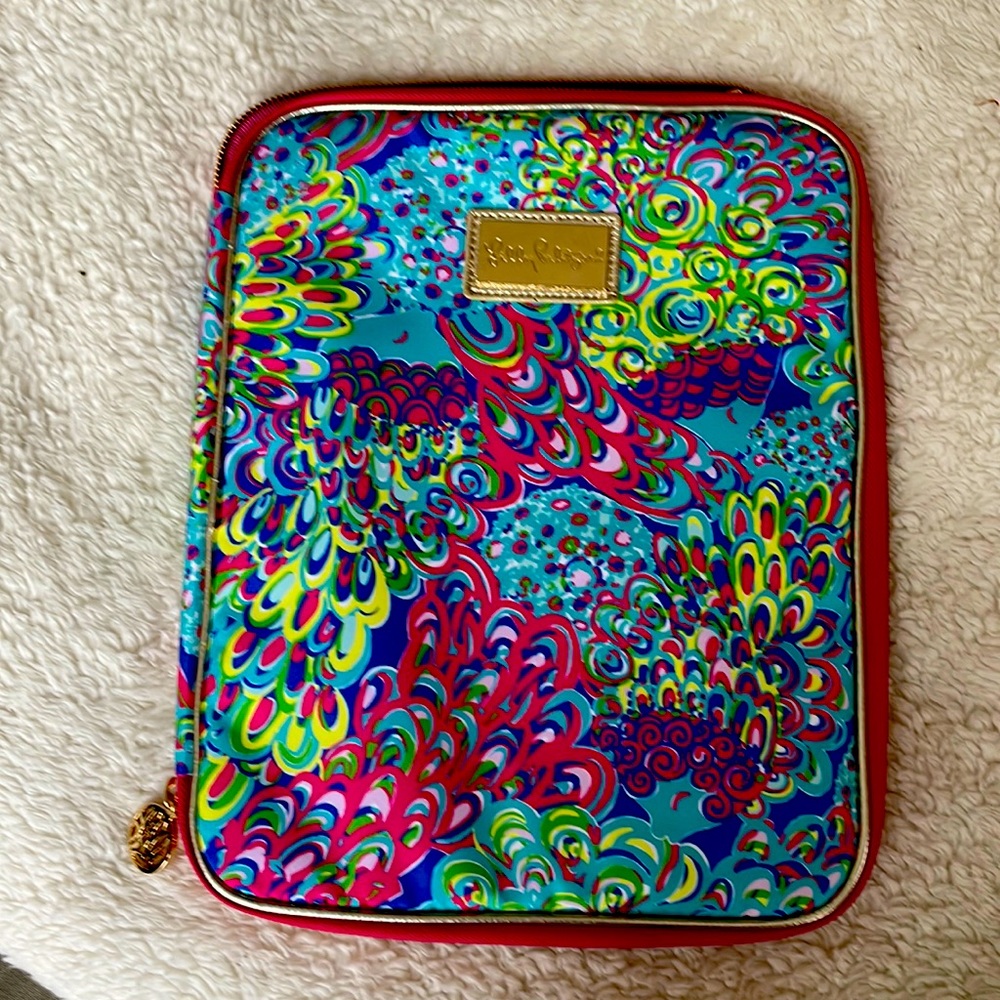 Lilly, Pulitzer organizer